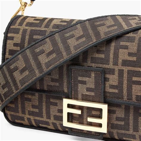 borsa fendi baguette